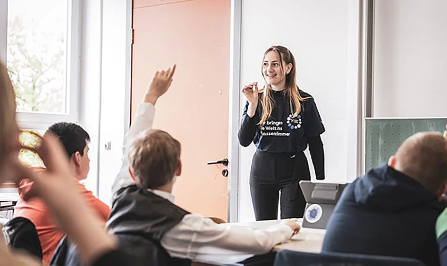 Bring jetzt dein Heimatland in deutsche Klassenzimmer!
